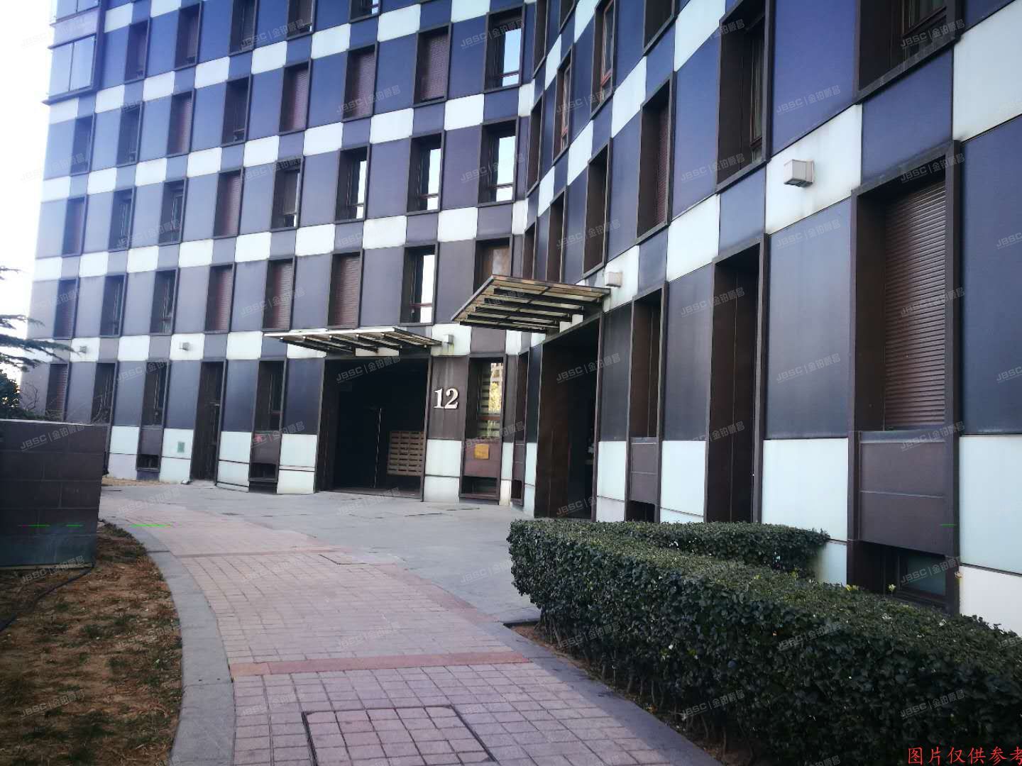 东城区香河园街1号院12号楼19层2204号（万国城MOMA）