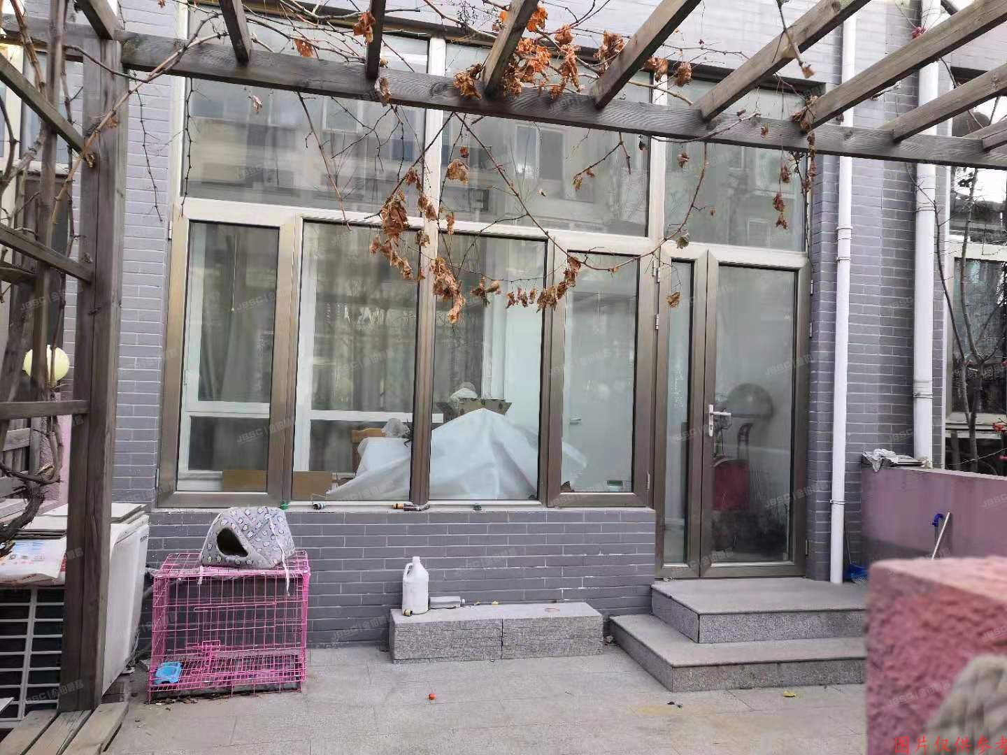 大兴区黄村镇香留园316号楼1至3层3（翡翠城二期）