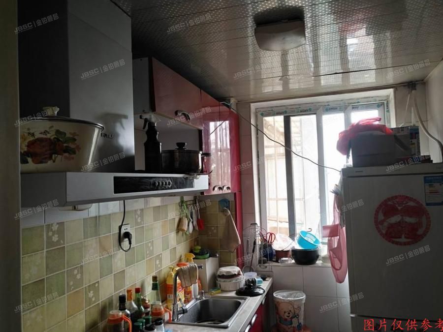 石景山区北重西厂区宿舍11号楼6层1单元602