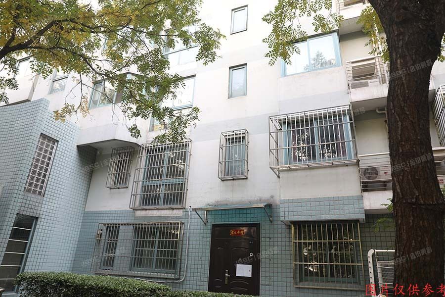 朝阳区南十里居28号院东润枫景9号楼-1至2层2门102（东润枫景）