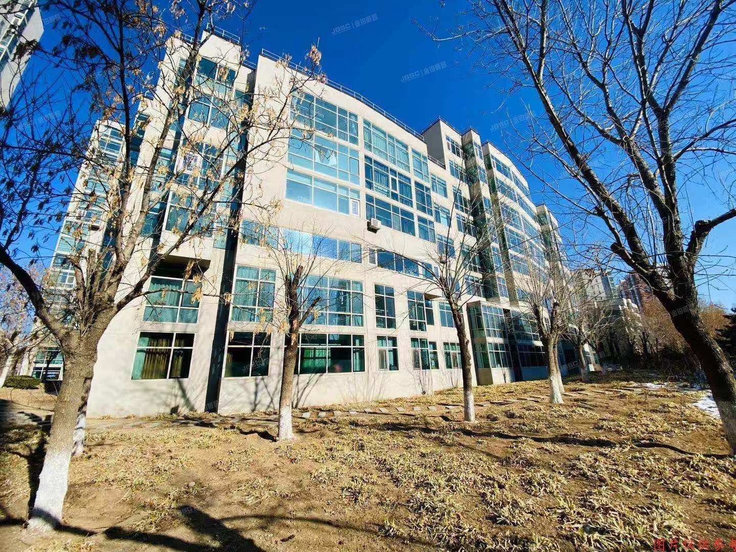 朝阳区 常营北路10号院204号楼2层3单元201号（万象高尔夫花园）