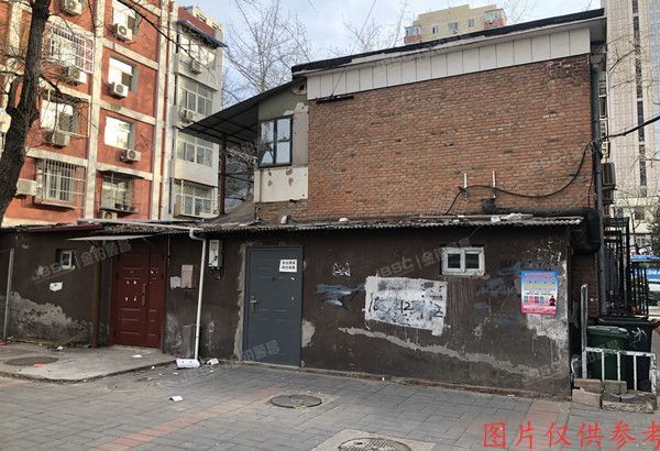 朝阳区东大桥路19号楼南1至2层（芳草地西街）