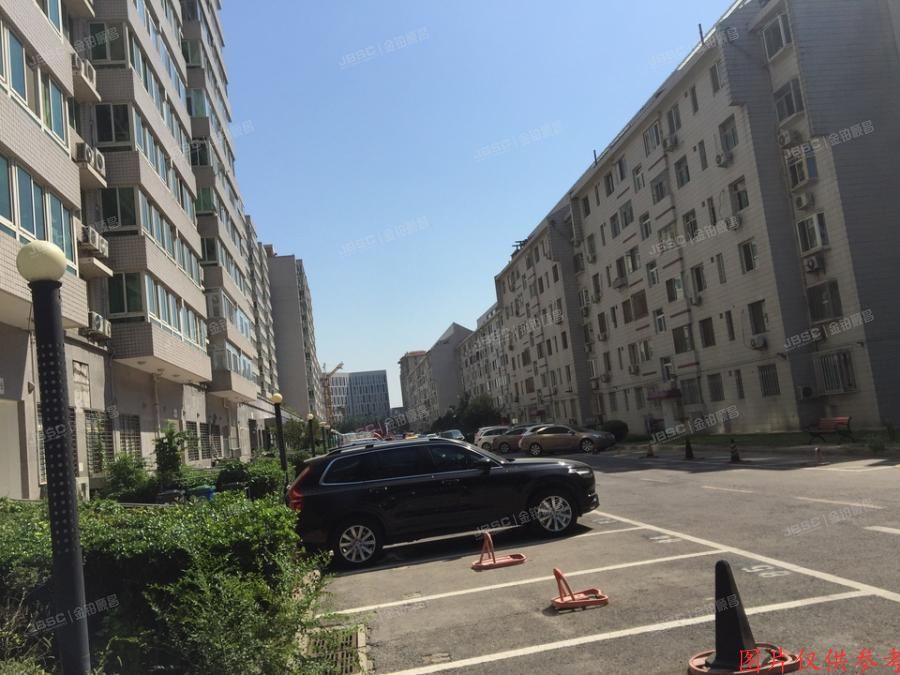 顺义区天竺花园天韵阁二单元202号