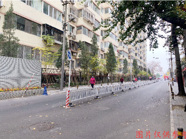 朝阳区 北沙滩5号楼2层1门202（中和家园小区）