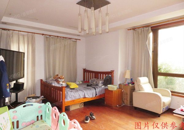 昌平区 沙河办事处豆各庄村21-3幢1至2层（碧水庄园二期）别墅