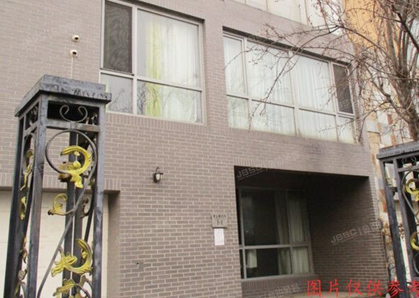 海淀区 香山路85号院1号楼1至3层1-2号（半山枫林）公寓