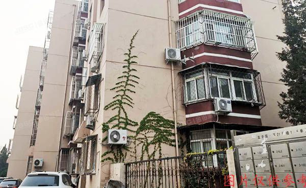 昌平区回龙观镇龙华园小区20号楼3单元4层402号