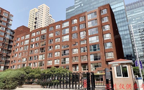 朝阳区 西大望路三号院2号楼7层M单元803（蓝堡国际公寓）