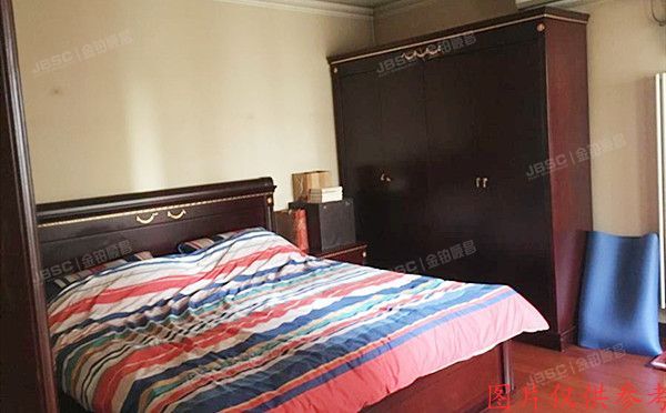 朝阳区 慈云寺1号院4号楼10层1005室的房地产及室内物品（东区国际公寓）