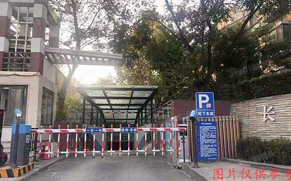 海淀区 柳明家园31号楼4层3单元06号+车库（长安山麓）