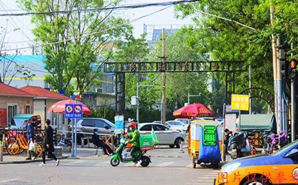 丰台区芳城东里1号楼27层1单元2702（时代绿荫）