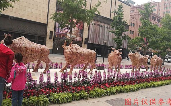 东城区 丹耀大厦西北角一层房屋（带3辆车+1339万现金存款）