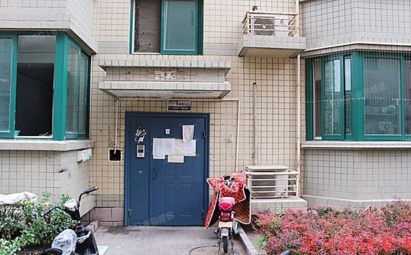 通州区 云景北里54号楼4层1单元141（时尚街区西区）