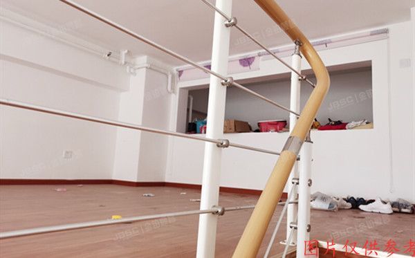 房山区 福宁街6号院2号楼7层702（中国铁建原香嘉苑）