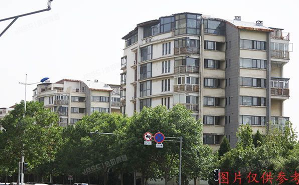 大兴区金惠园二里10号楼1至2层101（风景翠园）