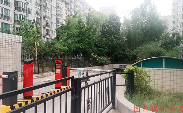 海淀区 蓝靛厂晴雪园1号楼1单元6C