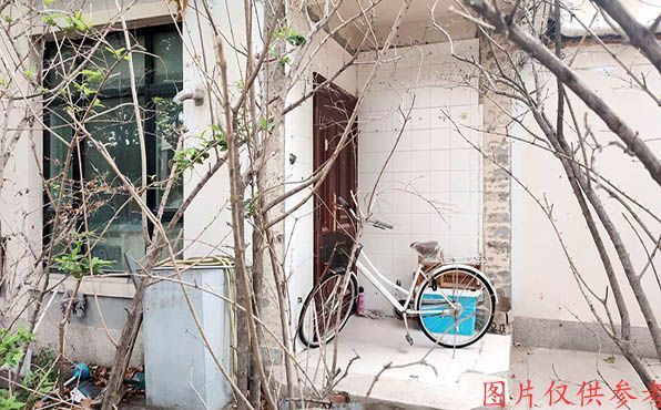 经济技术开发区 天华园三里三区13号楼1至3层1门（一栋洋房）