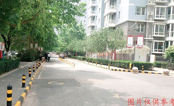 石景山区 玉泉西里二区2号楼7层3单元0703（远洋山水）