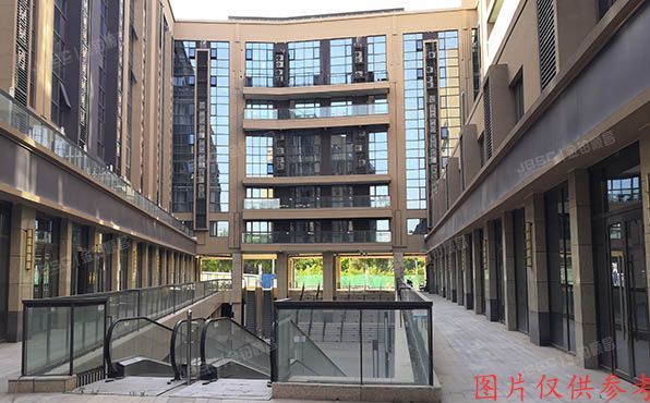 房山区 月华南大街19号院1号楼1层06（海悦城）商业