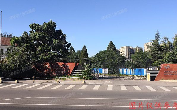 丰台区 大红门西路4号4-1幢等8幢房屋及土地