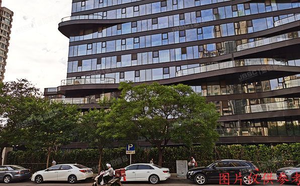 朝阳区 阿玛尼公寓2号楼2单元1802