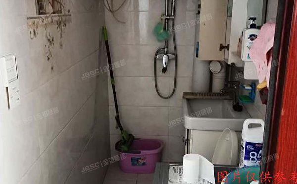 密云区 双龙集团南生活区家属楼1层1单元101号