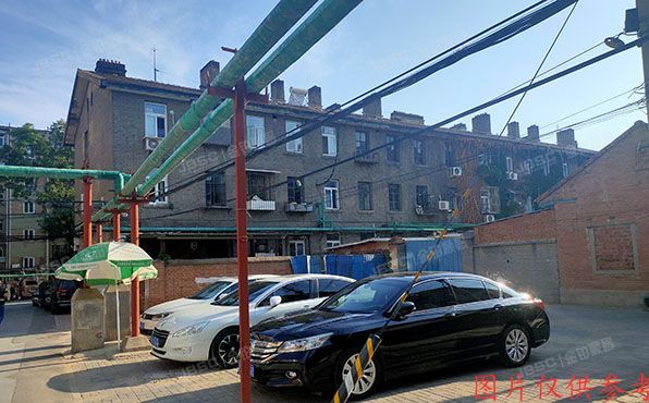 丰台区 长辛店花园北里13楼1单元402号