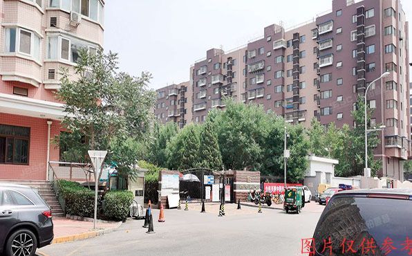 东城区 花市南里西区10号楼5层3单元0504（新景家园）