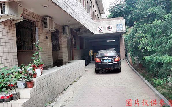 东城区 东花市北里西区24号楼610