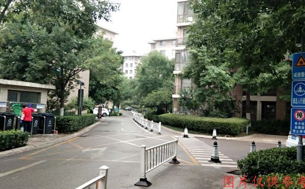 海淀区 冷泉林语山庄三期10号楼5层3单元601（西山林语3区）