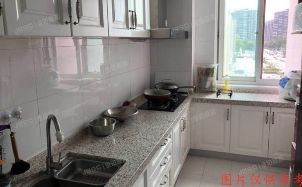 丰台区 梅市口路15号院4号楼2单元604号（西府景园）