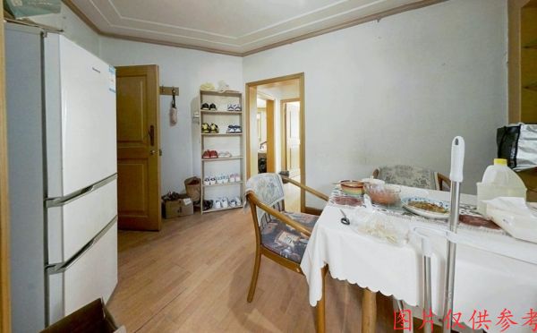 朝阳区-团结湖 六里屯西里甲7号楼4层4门402号