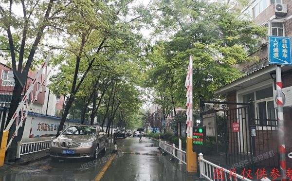 延庆区 舜泽园小区16号楼1至3层16-4 联排别墅