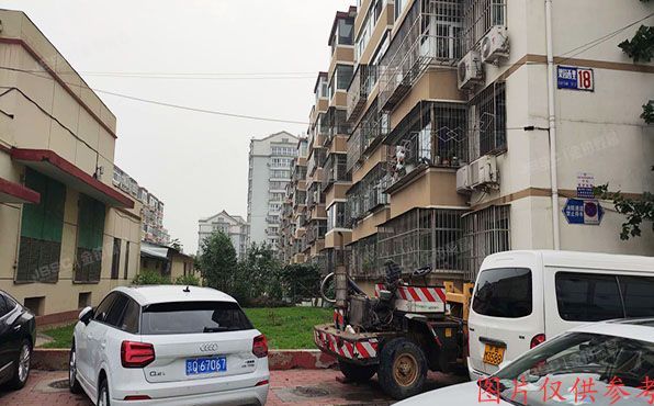 密云区 果园西里18号楼4单元302