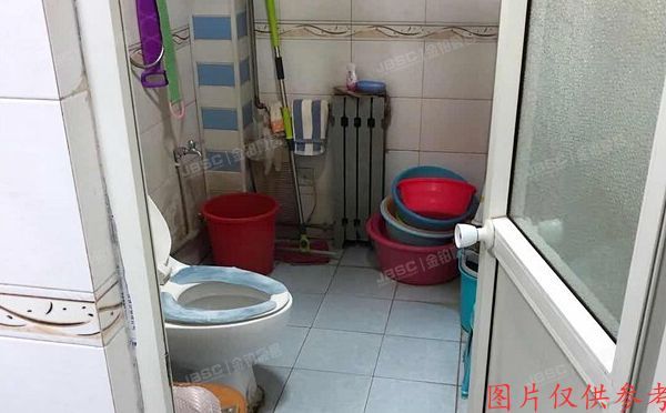 房山区 城关街道兴房苑4号楼1单元402号