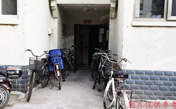 房山区-良乡 北潞华家园10号楼5层4单元502