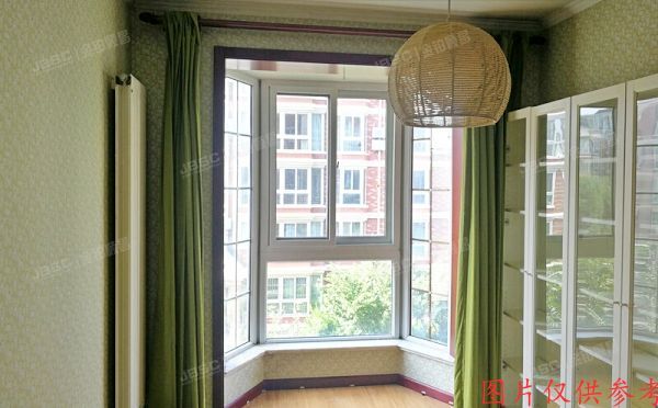 顺义区 裕龙花园五区16号楼3层四单元302