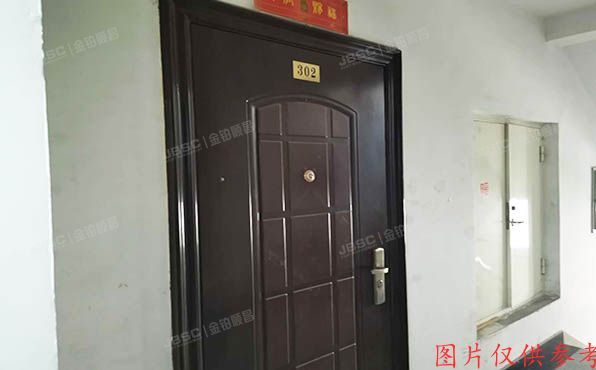 顺义区 裕龙花园五区16号楼3层四单元302
