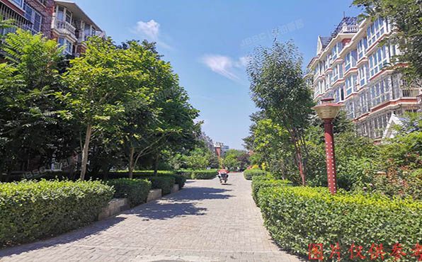 顺义区 裕龙花园五区16号楼3层四单元302