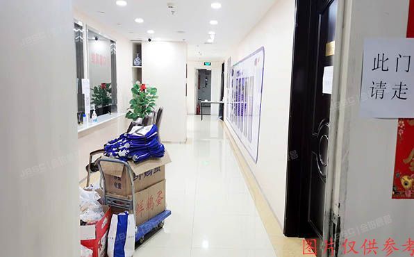 石景山区 实兴大街30号院8号楼3层301至303+305至307（西山汇）