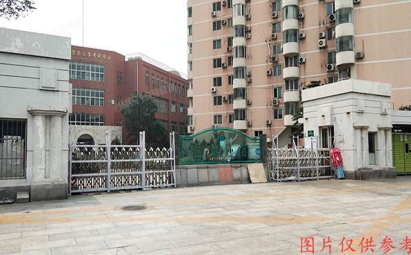 海淀区 莲花苑1号楼23层1门2305（莲花小区）