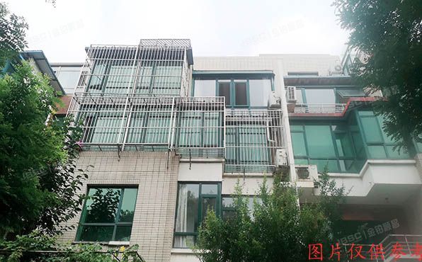 大兴区 月桂庄园1号楼三至四层2单元301