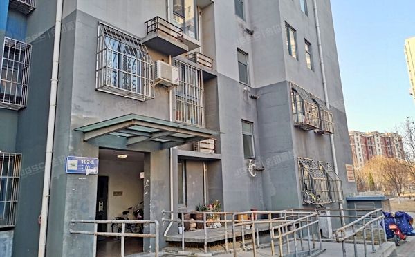 房山区-长阳镇 加州水郡192号8层3单元801室