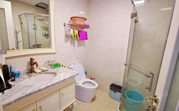 怀柔区 红螺路39号院三区37号楼-1至2层01（半山世家）别墅