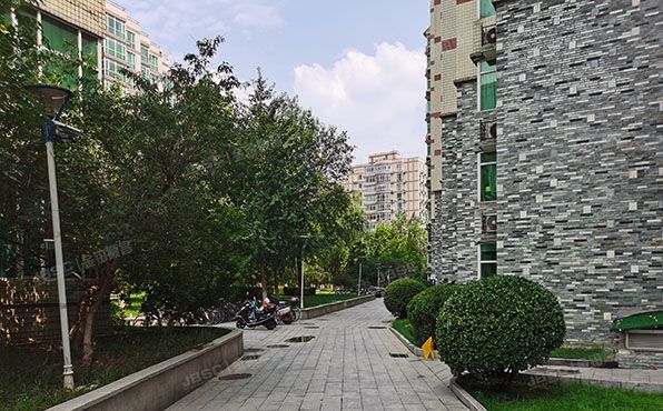 海淀区 蓝靛厂翠叠园9号楼2层6单元2J