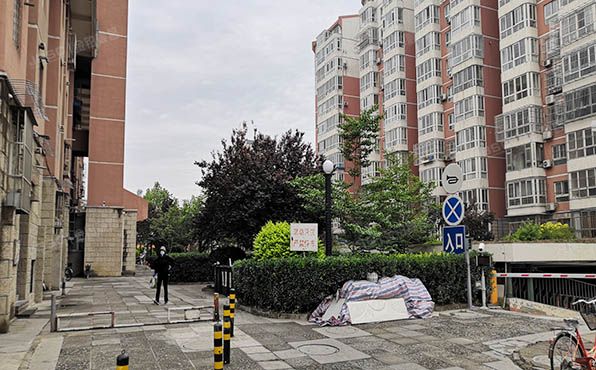 房山区 良乡行宫园一里1号楼5单元401