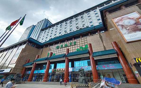 海淀区 复兴路33号9层东塔9层（翠微大厦）办公