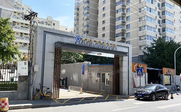 朝阳区  华严北里9号楼15层1门1501