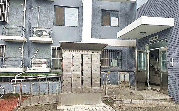 大兴区 育林街2号院2号楼8层4单元801（育新花园中里）