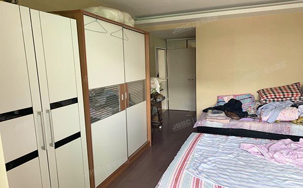 朝阳区 青年路西里5号院4号楼2层2单元201（润枫水尚）